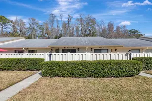 3113 Lake Pine Way, Tarpon Springs, FL 34688 - Photo 1