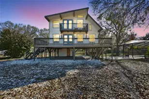 18711 Red Bird Ln, Lithia, FL 33547 - Photo 1