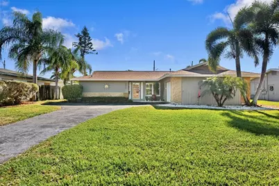 5072 43rd Street S, Saint Petersburg, FL 33711 - Photo 1