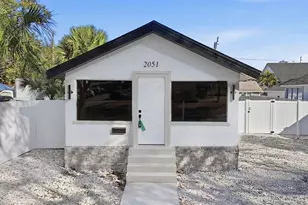 2051 1st Ave N, Saint Petersburg, FL 33713 - Photo 1