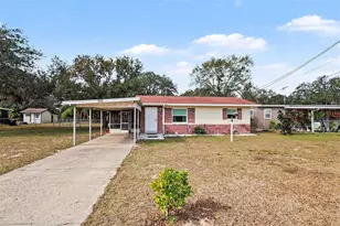 301 Martha Dr, Lake Wales, FL 33898 - Photo 1