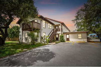 8423 Seminole Boulevard #202, Seminole, FL 33772 - Photo 1