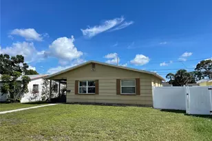 734 91st Ave N, Saint Petersburg, FL 33702 - Photo 1