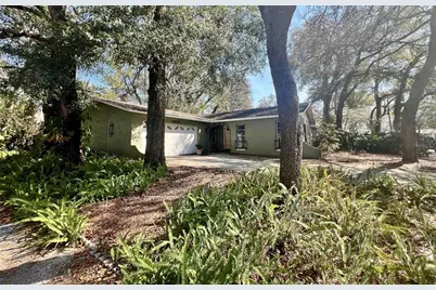 9715 Hidden Oaks Circle, Tampa, FL 33612 - Photo 1