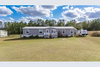 39344 Bohan Ln, Zephyrhills, FL 33540 - Photo 1