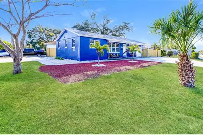 3800 1st Avenue S, Saint Petersburg, FL 33711 - Photo 1