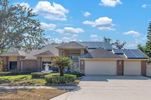 2545 Mason Oaks Dr, Valrico, FL 33596 - Photo 1