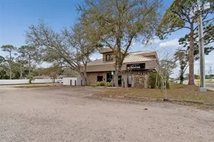 13800 Park Blvd, Seminole, FL 33776 - Photo 1
