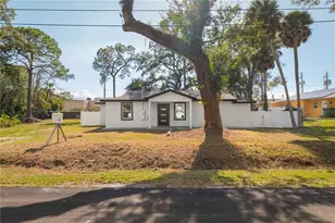 8508 Sunbeam Ln, Tampa, FL 33615 - Photo 1