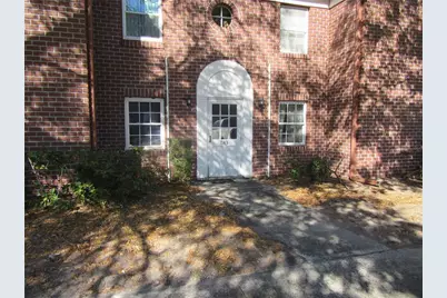 1143 85th Terrace N #C, Saint Petersburg, FL 33702 - Photo 1