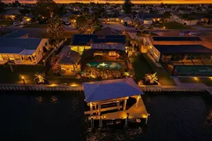 1016 Spindle Palm Way, Apollo Beach, FL 33572 - Photo 1