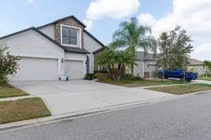 307 Star Shell Dr, Apollo Beach, FL 33572 - Photo 1