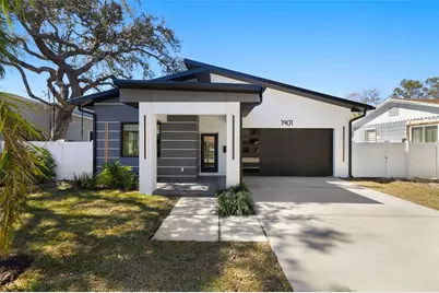 1901 43rd Street S, Saint Petersburg, FL 33711 - Photo 1