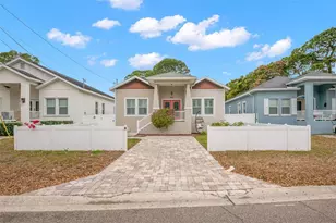 260 SW Lincoln Cir N, Saint Petersburg, FL 33703 - Photo 1