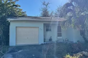 615 48th St W, Palmetto, FL 34221 - Photo 1