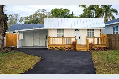 5502 40th Street N, Saint Petersburg, FL 33714 - Photo 1
