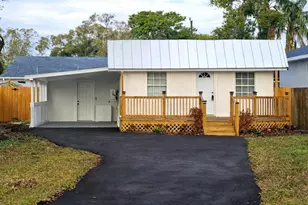 5502 40th St N, Saint Petersburg, FL 33714 - Photo 1