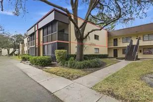 11808 Raintree Lake Ln, Tampa, FL 33617 - Photo 1