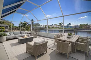 910 Spindle Palm Way, Apollo Beach, FL 33572 - Photo 1