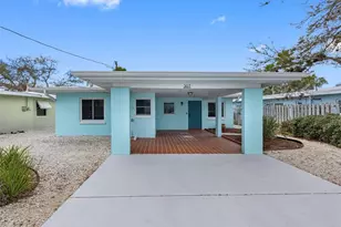 307 Bahia Vista Dr, Indian Rocks Beach, FL 33785 - Photo 1