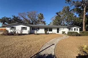 722 W Pinedale Dr, Plant City, FL 33563 - Photo 1