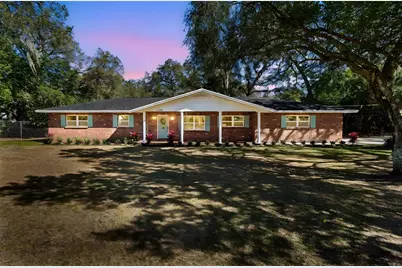 12105 N 53rd Street, Temple Terrace, FL 33617 - Photo 1