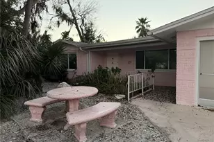 7127 Peninsular Dr, New Port Richey, FL 34652 - Photo 1