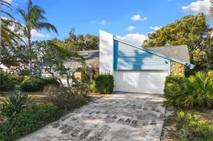 2700 Sedgefield Ct E, Clearwater, FL 33761 - Photo 1