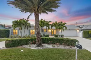 136 Windward Island, Clearwater Beach, FL 33767 - Photo 1