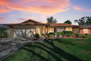2968 Macalpin Dr N, Palm Harbor, FL 34684 - Photo 1