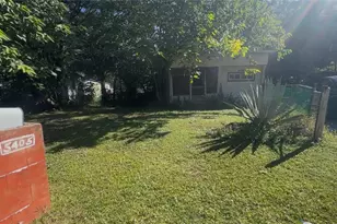 5405 Mobile Dr, Seffner, FL 33584 - Photo 1