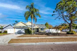 2735 Cordova Way S, Saint Petersburg, FL 33712 - Photo 1