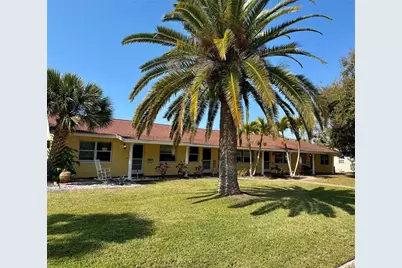 2935 57th Street S #1, Gulfport, FL 33707 - Photo 1