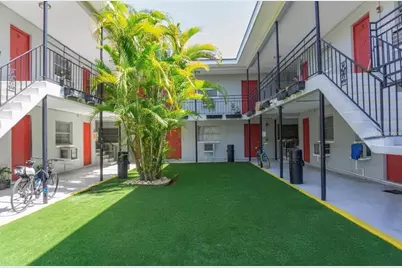 865 5th Avenue N #3, Saint Petersburg, FL 33701 - Photo 1