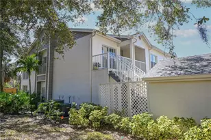 11300 Harbor Way, Largo, FL 33774 - Photo 1