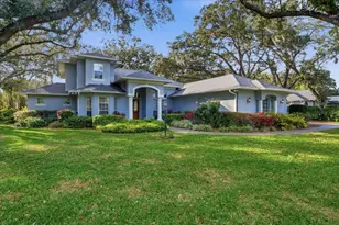 12002 Hope Ln, Tampa, FL 33618 - Photo 1