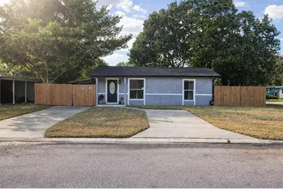 1060 41st Street N, Saint Petersburg, FL 33713 - Photo 1