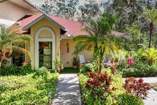 324 Knottwood Ct, Sun City Center, FL 33573 - Photo 1