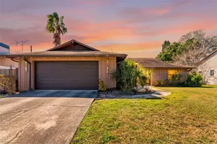 10730 Drummond Rd, Tampa, FL 33615 - Photo 1