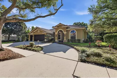 2111 Pinnacle Circle N, Palm Harbor, FL 34684 - Photo 1