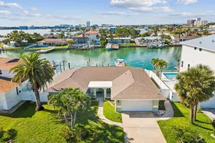 441 Palm Island NE, Clearwater, FL 33767 - Photo 1