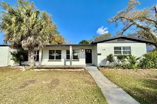 1101 46th St N, Saint Petersburg, FL 33713 - Photo 1