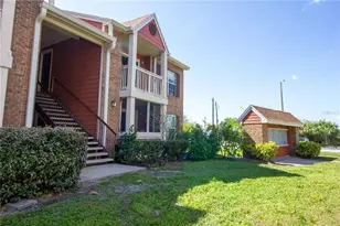 10200 Gandy Blvd N, Saint Petersburg, FL 33702 - Photo 1