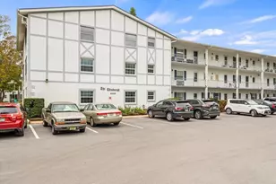 400 Glennes Ln, Dunedin, FL 34698 - Photo 1