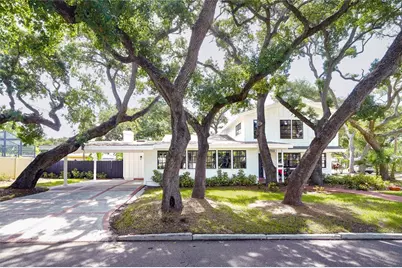 2901 Pelham Road N, Saint Petersburg, FL 33710 - Photo 1