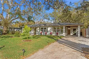 1747 Santa Anna Dr, Dunedin, FL 34698 - Photo 1