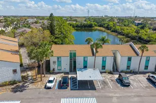11409 8th St N, Saint Petersburg, FL 33716 - Photo 1
