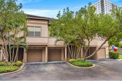 821 Normandy Trace Road, Tampa, FL 33602 - Photo 1