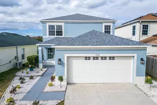 1112 Lake Shore Ranch Dr, Seffner, FL 33584 - Photo 1