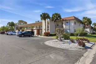 2750 E Bay Dr, Largo, FL 33771 - Photo 1